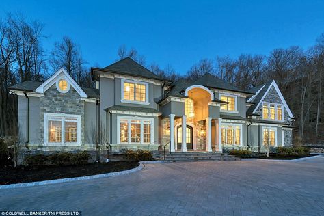 Luxurious Mansions, Kevin Jonas, Brick Accent Walls, The Jonas Brothers, Beach Mansion, Mega Mansions, Luxury Estate, Ellen Degeneres, Residential Real Estate