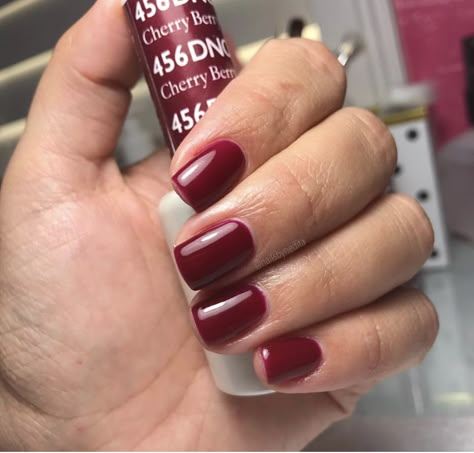 Dnd Red Cherry Nails, Fun Nail Polish Colors, Dnd 432 Dark Scarlet, Dnd Cherry Berry, Gelixir Gel Polish Colors, Dnd Gel Polish Fall Colors, Dnd Gel Polish Colors Winter, Dnd Winter Nail Colors, Dnd Fall Colors