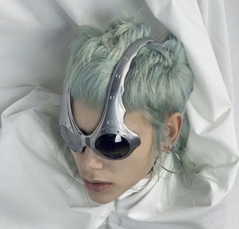 Oakley Over The Top, Futuristic Fashion, Ex Machina, Retro Futurism, Over The Top, Green Hair, Content Creator, Look Fashion, Hair Inspo