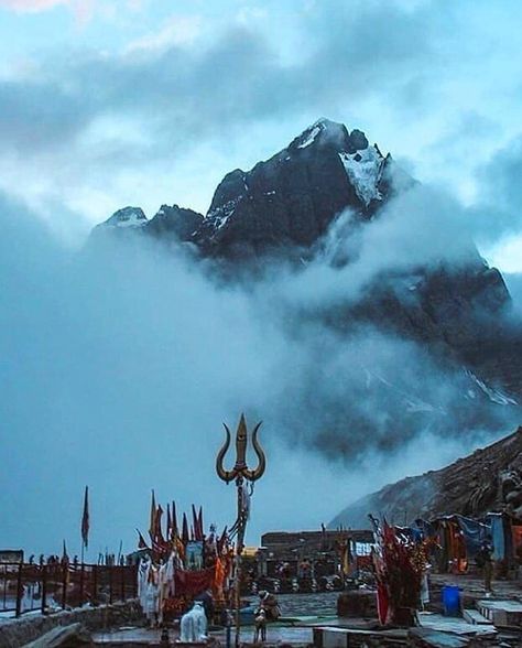 Kedarnath Pose, Himalayas India, Kailash Mansarovar, Jai Bholenath, Indian Army Wallpapers, Bhole Baba, Shiva Shankar, Mahadev Quotes, Travel Points