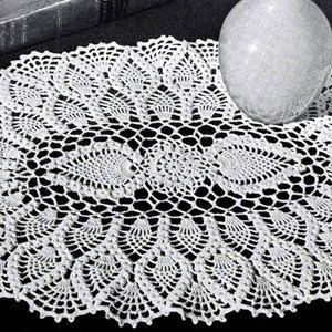 Vintage Crochet Doily Pattern, Pineapple Doily, Crochet Tablecloth Pattern, Free Crochet Doily Patterns, Doily Pattern, Crochet Doily Diagram, Crochet Dollies, Crochet Shawl Pattern Free, Crochet Table