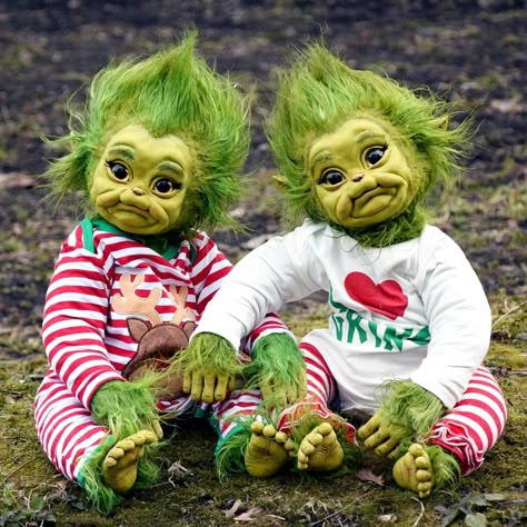 O Grinch, Grinch Baby, Grinch Cake, Bb Reborn, Baby Grinch, Cute Fantasy Creatures, Fantasy Doll, Grinch Stole Christmas, Cartoon Crossovers