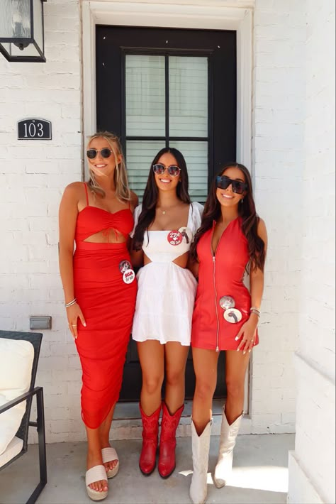 Nc State Game Day Outfit, Alabama Game Day Fits, Red Game Day Outfit Football, Red And Black Game Day Outfit, Ou Game Day Outfit, Georgia Game Day Outfit, Red Gameday Outfit, Bama Outfits, Georgia Gameday Outfit