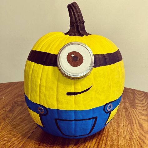 Minion Pumpkin Painting, Minion Pumpkin Carving, Minion Painting, Minion Pumpkin, Minion Halloween, Tattoo For Boyfriend, Easy Pumpkin Carving, Pumpkin Carving Templates, Painting Templates