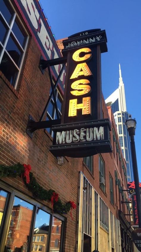 Johnny Cash Museum Nashville, Johnny Cash Museum, Nashville Travel Guide, Nashville Travel, Tennessee Travel, Nashville Trip, Tourist Guide, Grand Ole Opry, Music City