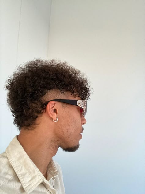 Haircuts For Loose Curly Hair Men, 4c Hair Mullet, Afro Mullet Men, Black Mullet Men, Curly Modern Mullet Men, Mullet Black Man, Afro Mullet, Top Fade Haircut, Black Men Curly Hairstyles