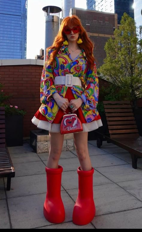 Colorful maximalist outfit red petticoat clowncore Loud Fashion Style, Different Kinds Of Fashion Style, Maximalist Styling Fashion, Plus Size Artsy Fashion, Thrifted Maximalist Outfits, Funky Outfit Inspiration, 70s Fashion Colorful, Colorful Whimsical Outfits, Crazy Cool Outfits