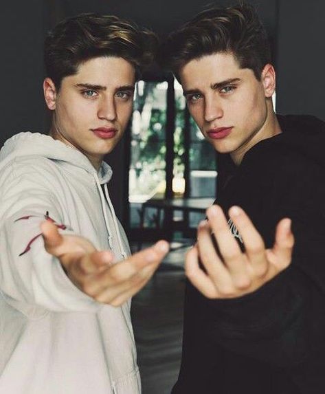 Well you be mine??Pleace I can't ever get some one that hawwwwwt!!! Regulus Acturus Black, Martinez Brothers, Emilio And Ivan Martinez, Martenez Twins, Emilio Martinez, Martinez Twins, Cute Twins, 17 Kpop, Baby Love Quotes