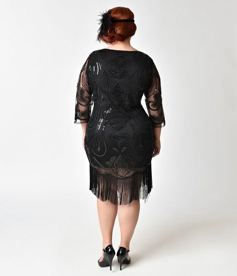 Unique Vintage Plus Size Black & Gold Sequin Lina Fringe Flapper Dress Gatsby Outfits, Plus Size Flapper Dress, 1920s Clothes, Gatsby Dresses, Dascha Polanco, Halloween Playlist, Beaded Flapper Dress, Great Gatsby Dresses, Fringe Flapper Dress