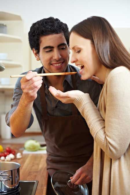 Did you know? 70% of surveyed married couples like to cook together, and those couples that do enjoy cooking together are more satisfied? Read more. Kitchen Photoshoot, Cooking Logo, Cooking Photography, Couple Cooking, How To Cook Rice, Married Couples, Cooking For Two, Cooking For One, Cooking Gadgets