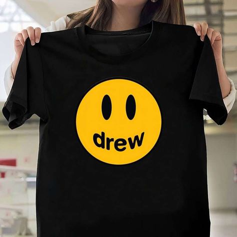 drew tshirt Check more at https://homehemi.com/product/drew-tshirt-876/ Drew Tshirt, Hot Fix, Gildan Hoodie, Athleisure Fashion, Lady V, Unique Tshirts, Justin Bieber, Cotton Tee, Athleisure