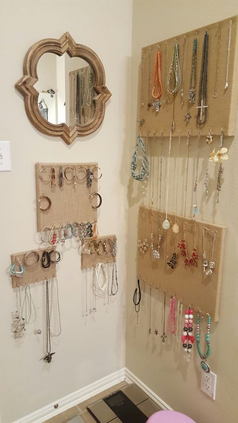 Hobby Lobby Mirror, Corner Ideas, Burlap Canvas, Cork Boards, Uni Room, Bedroom Idea, Girl Bedroom Decor, Cork Board, Bedroom Inspo