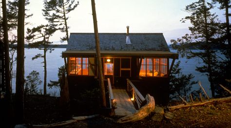 Little Cabin In The Woods, Cottage Life, Cottage Cabin, Lake Living, Little Cabin, Lake Cottage, Lake Cabins, Small Cabin, Cabins And Cottages