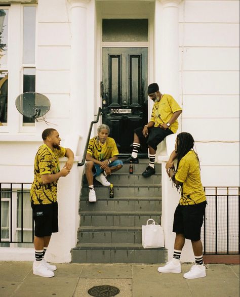 Street Football, Streetwear Photoshoot, Band Photoshoot, Notting Hill Carnival, Branding Photoshoot Inspiration, Album Art Design, Creative Photoshoot Ideas, Outdoor Photoshoot, Film Inspiration