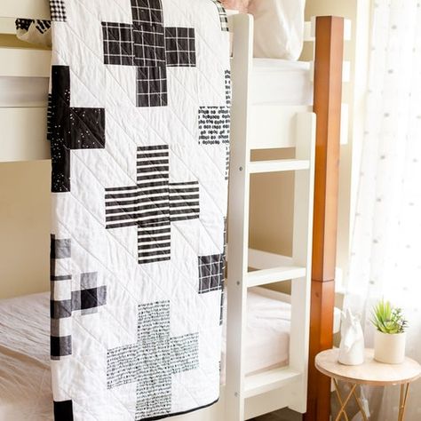 Senna Quilt Pattern PDF Digital Download Modern Quilt - Etsy Australia Swiss Cross Quilt, Cross Quilt Pattern, Black And White Quilt, Baby Quilt Patterns Easy, Pinwheel Quilt Pattern, Charm Pack Quilt Patterns, Triangle Quilt Pattern, Plus Quilt, Black And White Quilts