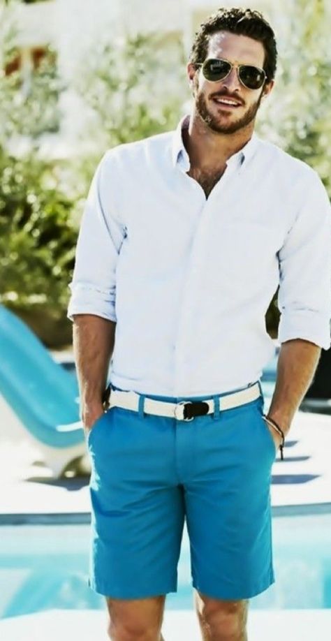 An essential preppy style guide to help men incorporate a cleaner and more refined look into their everyday wardrobe, while simultaneously maintaining their own personal style. Don Pedro, Pool Party Outfits, Herren Style, Sharp Dressed Man, Ocean Breeze, New Fashion Trends, Well Dressed Men, Mens Fashion Summer, 2015 Fashion