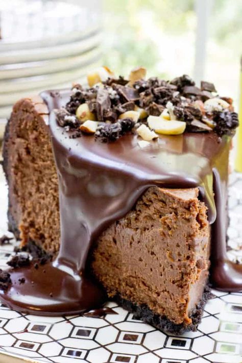 Chocolate Hazelnut Cheesecake, Hazelnut Cheesecake, Fried Cheesecake, Hazel Nut, Dinner Then Dessert, Chocolate Chip Cheesecake, Peanut Butter Cheesecake, Chocolate Hazelnut Spread, Dessert Cake Recipes