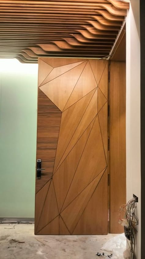 Main Door Furniture Design, Veneer Door Groove Design, Veneer Door Design, Laminate Door Design, New Door Design, Main Door Design Photos, Latest Door Designs, Pintu Interior, House Main Door