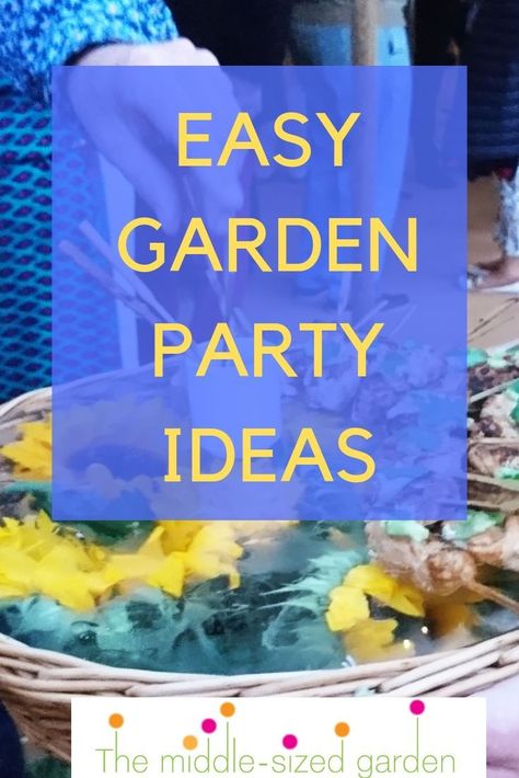 Easy Garden Party Decorations, Simple Garden Party Ideas, Simple Garden Party Decorations, Small Garden Party Ideas, Garden Party Decorations Diy, Diy Garden Party, Garden Party Ideas, Outing Ideas, Vintage Garden Parties