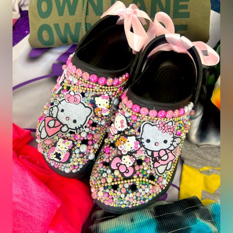 Hello Kitty Platform Crocs - Size 7 Want Something Bedazzled? Message @1212collection On Instagram! Colors: Black, Pink, Pearl, Iridescent Hello Kitty Crocs, Jewel Shoes, Bling Crocs, Platform Crocs, Custom Sneakers Diy, Custom Crocs, Black Crocs, Crocs Fashion, Jeweled Shoes