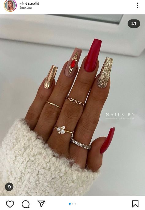 Red And Gold Nails, Gold Nail Designs, Red Christmas Nails, Gold Nail, Red Nail Designs, New Year's Nails, Xmas Nails, Coffin Nails Designs, Classy Nails