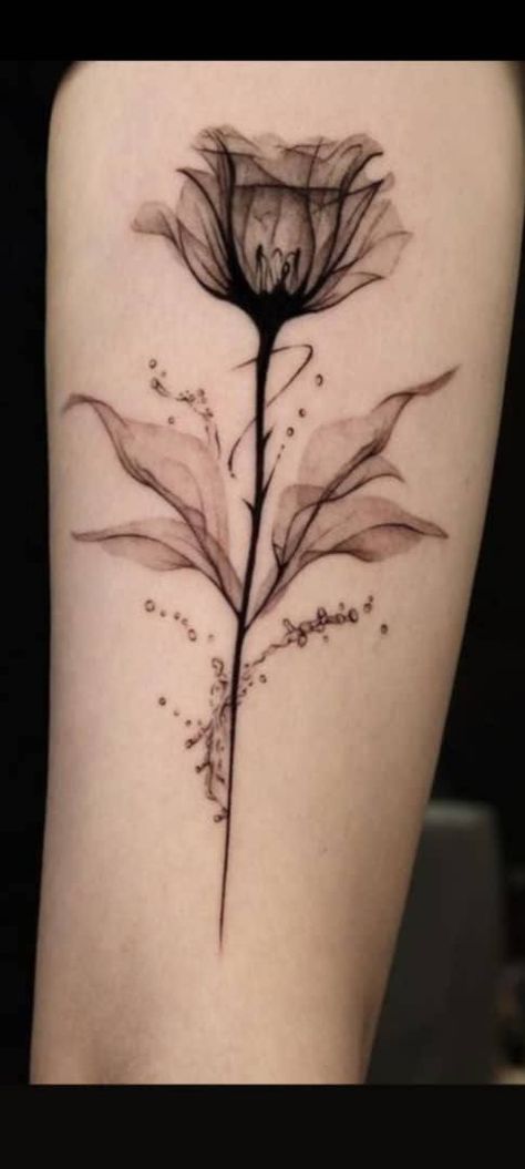 Floral Back Tattoos, Tattoos To Cover Scars, Flower Wrist Tattoos, Mommy Tattoos, Black Rose Tattoos, Queen Tattoo, Tattoos For Women Flowers, Floral Tattoo Sleeve, Classy Tattoos