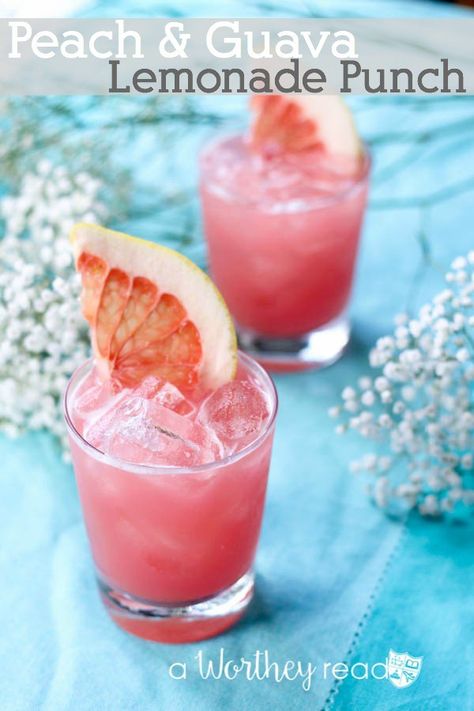 Summer fun and light cocktail, perfect for a girl's night out. This Lemonade Punch satisfies your taste for Peach and Guava. Grab the recipe for our peach summer cocktail: Peach & Guava Lemonade Punch Easy Lemonade Recipe, Kids Drink, Virgin Drinks, Lemonade Punch, Homemade Lemonade Recipes, Peach Lemonade, Blueberry Lemonade, Lemonade Drinks, Refreshing Drinks Recipes