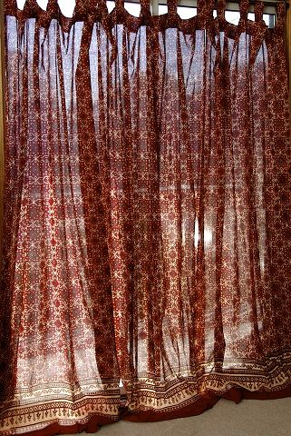 Moroccan inspired Ruby Kilim curtains add bold color to a room ... Country French Bedroom, Curtain Bangs Straight Hair, Moroccan Curtains, Bangs Straight Hair, Country Style Bedroom, Bangs Straight, French Bedroom, Stylish Curtains, Red Home Decor