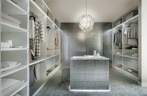 Glass Dressing Room, Walk In Wardrobes, Walk In Wardrobe Design, Dream Dressing Room, Luxury Safe, Luxury Storage, Luxe Bedroom, Interior Design Books, Grey Doors