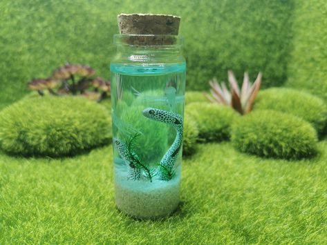 Bottle Jellyfish, Forest Diorama, Ocean Artwork, Crystal Paperweight, Underwater Art, Epoxy Resin Crafts, Resin Artwork, Resin Casting, Resin Charms