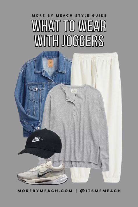 Ivory Joggers Outfit Women, Outfits With Gray Joggers, Off White Sweatpants Outfit, Cream Joggers Outfit Women, Beige Joggers Outfit Women, Cream Joggers Outfit, Outfit Ideas With Joggers, Jogger Outfit Ideas, Grey Joggers Outfit