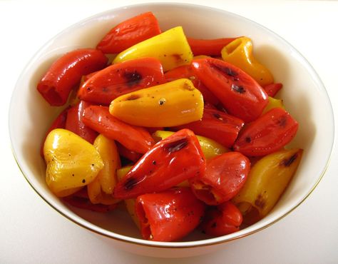 Oven-Roasted Mini Sweet Peppers – In the kitchen with Kath Peppers On The Grill, Mini Peppers Recipes, Mini Sweet Peppers, Stuffed Mini Peppers, Sweet Peppers, How To Roast, Peppers Recipes, On The Grill, Stuffed Sweet Peppers