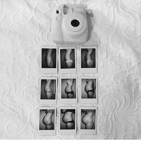 Stylish Bump on Instagram: “BUMP / / Fun and original way of documenting the nine months of your pregnancy: a Polaroid each month. A nice memento to show baby when they get older too! ✔️  @piadebes” Pregnancy Progress Pictures, Documenting Pregnancy, Pregnancy Scrapbook, Baby Bump Pictures, How To Get Pregnant, Bump Pictures, Pregnancy Checklist, Pregnancy Progression, Pregnancy Must Haves