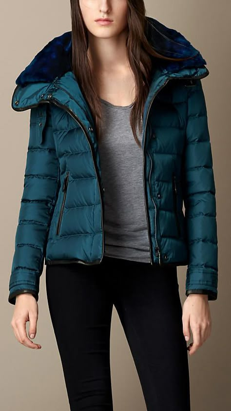 Teal blue Down-Filled Puffer Jacket with Shearling Topcollar - Image 1 Ski Chic, Winter Mode Outfits, British Outfits, Burberry Brit, Winter Coats Women, Winter Fashion Outfits, Girls Jacket, Winter Wear, Moda Fashion