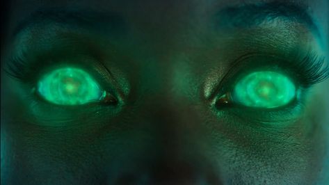 Teal Eye Aesthetic, Kory Anders Aesthetic, Polaris Aesthetic, Green Glowing Eyes, Glowing Green Eyes, Goddess Of Egypt, Teal Eyes, Green Magic, The Darkest Minds