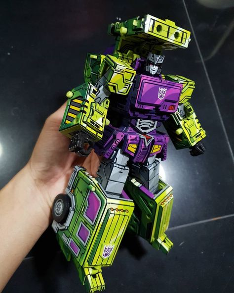 LEK Custom Toys on Instagram: “Custom Cel Shaded Transformers Toyworld Devastator Mixmaster 100% By LEK Custom Toys 2020 (Commission work)” Transformers Ideas, Transformers Figures, Transformers Custom, Cell Shading, Cel Shading, Custom Transformers, Mini Project, People Drawing, Warhammer Paint