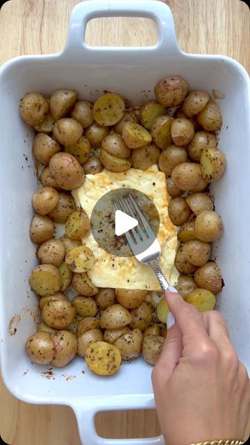 Feta And Potatoes, Baked Feta Potatoes, Feta Potatoes, Baked Baby Potatoes, Roasted Baby Potatoes, Fitness Meals, Baked Feta, Healthy Fitness Meals, Traditional Recipes