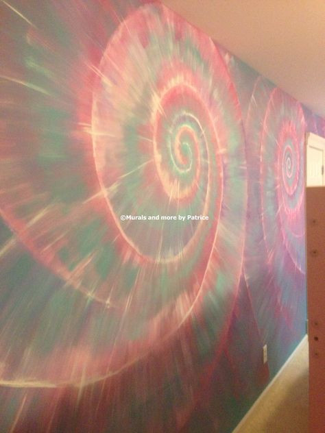 © Murals and more by Patrice -  Tie-Dye painted wall - Peace-love-Happiness -Boho- Hippie girl Tie Dye Room Decor, Tie Dye Bedroom, Tie Dye Room, Fabulous Lifestyle, Tie Dye Wall, Hippy Bedroom, Tie Dye Painting, Tie Dye Decorations, Hippie House