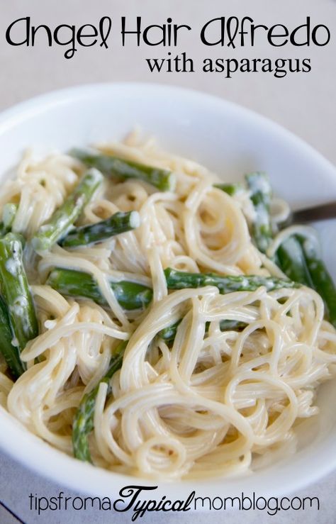 Angel Hair Alfredo with Asparagus Angel Hair Alfredo, Alfredo With Asparagus, Alfredo Pasta Recipes, Dinner Quick And Easy, Asparagus Pasta Recipes, Angel Hair Pasta Recipes, Easy Asparagus, Only Angel, Creamy Asparagus