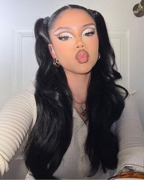 Concert Makeup, Makeup For Black Skin, Unique Makeup, Dope Makeup, Edgy Makeup, Cute Makeup Looks, Makeup Eye Looks, Creative Eye Makeup, Creative Makeup Looks