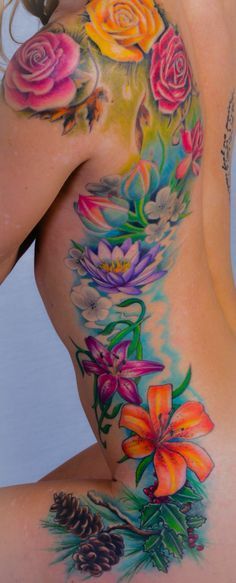 Colorful Flower Back Tattoo, Colorful Back Tattoos For Women, Bright Color Tattoos For Women, Colorful Sleeve Tattoos, Tattoo Beautiful, Tattoo Color, Black Girls With Tattoos, Harry Potter Tattoos, Tattoos For Black Skin