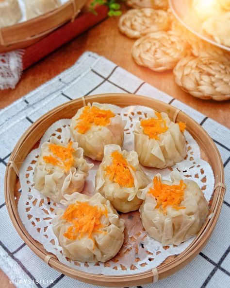 Siomay Dimsum, Bamboo Steamer Recipes, Siu Mai, Cream Cheese Wontons, Buka Puasa, Steamer Recipes, Snack Box, Indonesian Food, American Food