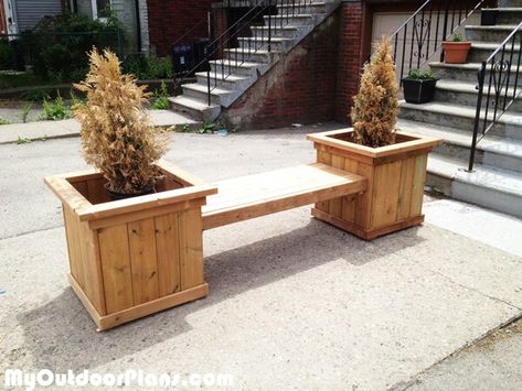 Bedroom Upgrades, Garden Bench Plans, Kids Picnic Table, Planter Bench, Used Woodworking Tools, Woodwork Ideas, Diy Planter Box, Woodworking Bench Plans, Back Garden Design