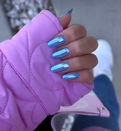 Pink And Blue Chrome Nails, Nails Crome Blue, Bright Blue Chrome Nails, Blue Nails With Chrome Powder, Chrome Aura Nails, Blue Aura Chrome Nails, Rave Nails, Blue Chrome Nails, Mirror Nails