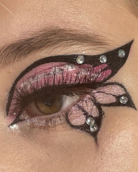 Halloween Fairy Makeup Looks, Halloween Faries, Fairy Halloween Makeup, Pixie Makeup, Butterfly Makeup, Fairy Outfit, Halloween Fairy, Pink Fairy, Fairy Makeup