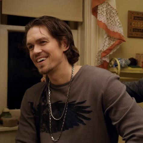 Kevin Shameless Long Hair, Kev Ball Shameless Season 1, Steve Howey Shameless Season 1, Kevin Ball Long Hair, Kev Ball Shameless, Kev From Shameless, Kevin Ball Shameless Season 1, Kevin Ball Season 1, Steve Howey Long Hair