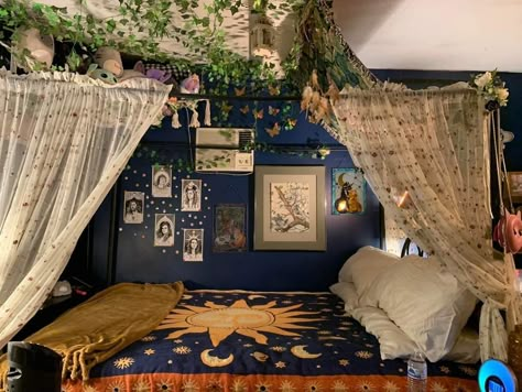 Whimsigoth Bedroom, Whimsy Goth Bedroom, Room Bedroom Ideas, Goth Room, Creative Tile, Goth Bedroom, Decorating Ideas Bedroom, Idea Bedroom, Decorative Wallpaper