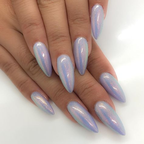 Irridescent Nails, Pretty Nail Polish Colors, Lilac Nails, Poly Gel, Vintage Nails, Pretty Nail Designs, Pearl Nails, Popular Nails, Pink Acrylic Nails