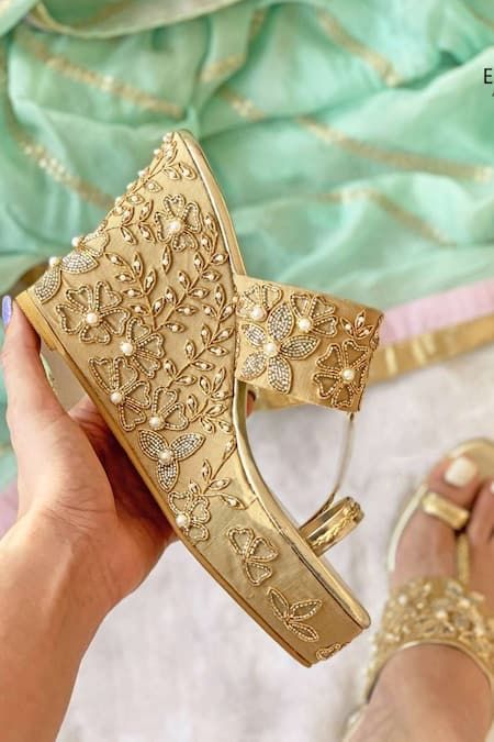 Buy Gold Embroidered Floral Wedges by Essem Online at Aza Fashions. Bridal Sandals Heels, Gold Toe Rings, Good Shoes, Floral Wedges, Gold Wedges, Classy Shoes, Bridal Sandals, Girly Shoes, Toe Ring