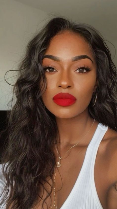 Natural Makeup For Black Women With Red Lip, Dark Lip Outfit, Red Lip Selfie, Natural Red Lip Makeup, Elegant Make Up Looks, Red Lipstick Makeup Natural, Simple Red Lip Makeup, Natural Makeup Looks For Black Women, Pretty Selfies Poses